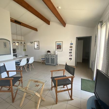 Maison Cosy Avec Piscine Partagee Le Château-dʼOléron Kültér fotó
