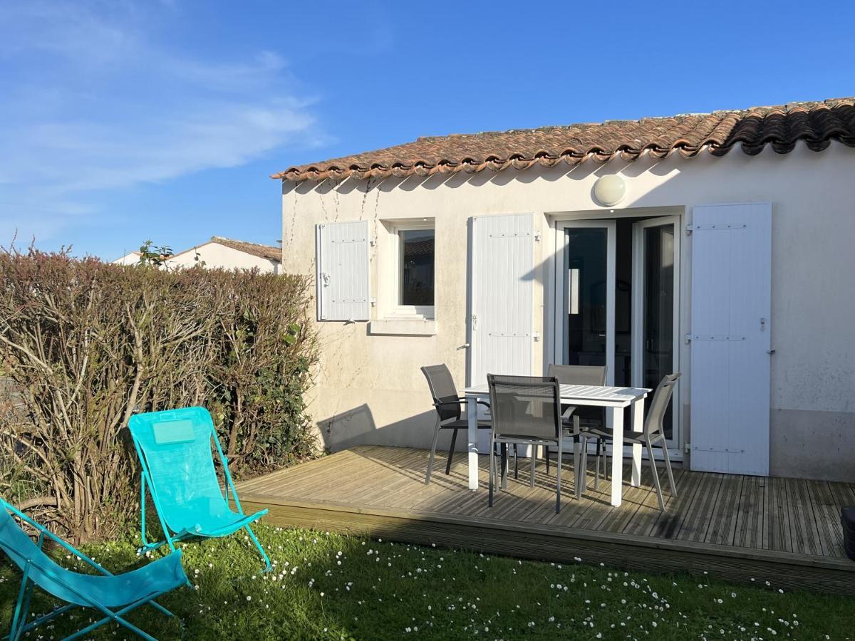 Maison Cosy Avec Piscine Partagee Le Château-dʼOléron Kültér fotó